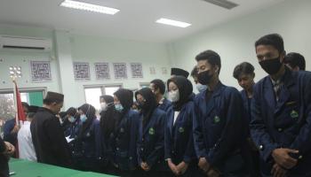 Wakil Dekan FDKI IAIN SAS Babel Lantik Pengurus Baru Hima Prodi Jurnalistik Islam