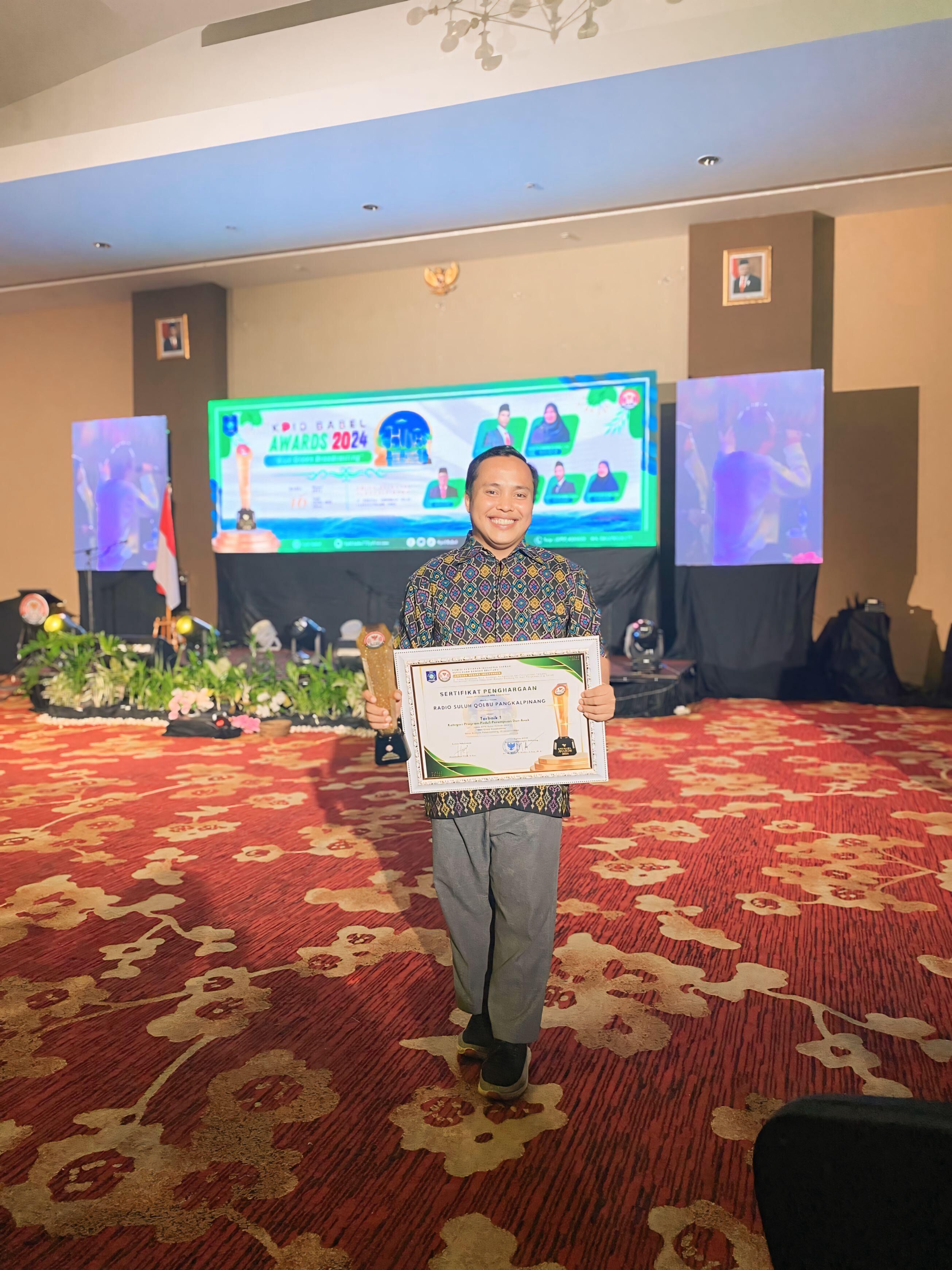 Terima Penghargaan KPID AWARDS,  Safril Dosen KPI IAIN SAS Babel Ajak Anak-Anak Cinta Al-Qur’an
