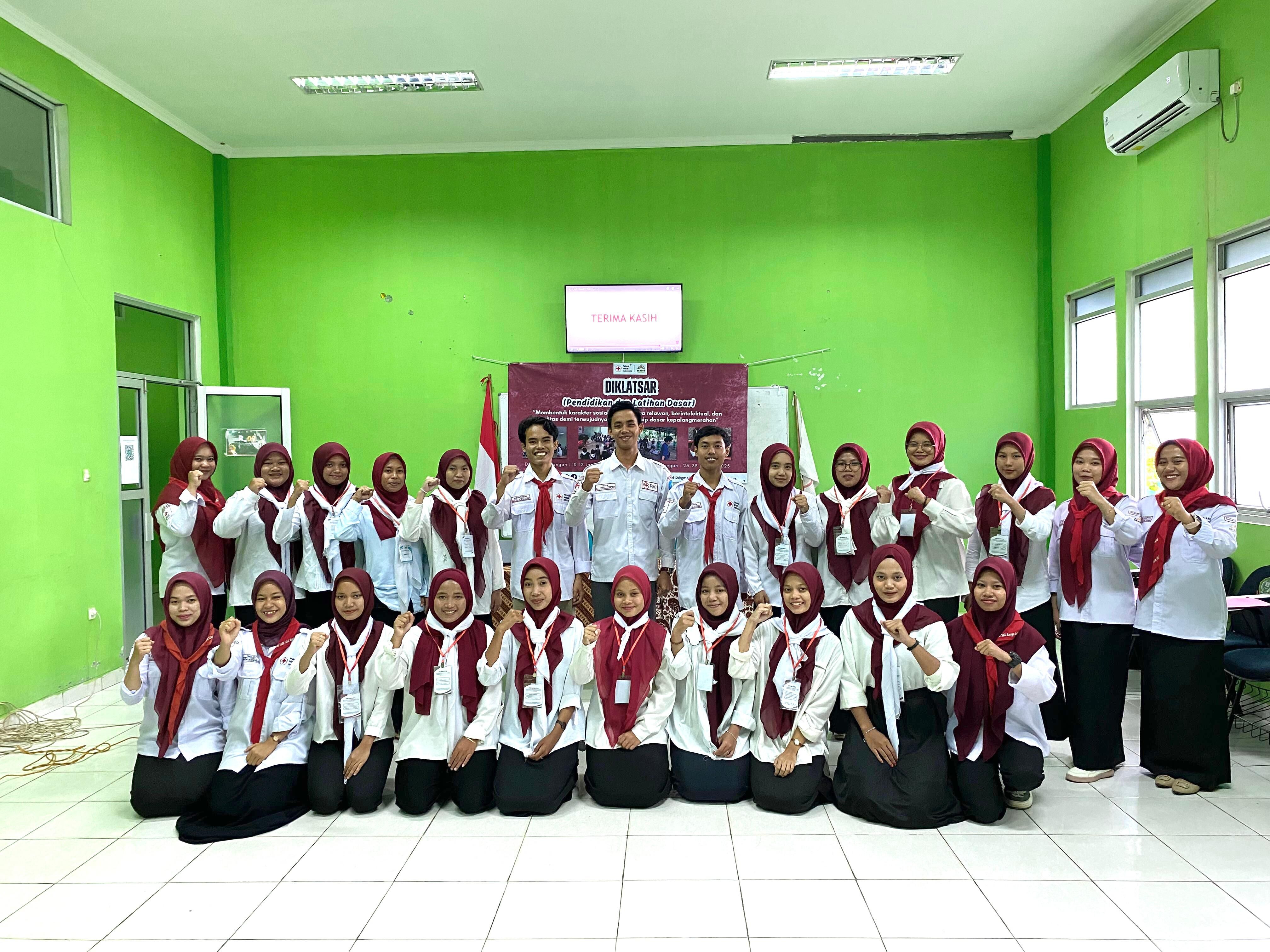 UKK KSR PMI Unit IAIN SAS Bangka Belitung Gelar Diklatsar Ruangan Angkatan XVI