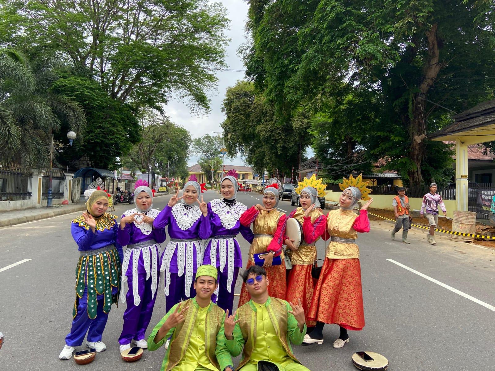 UKM Seni Budaya IAIN SAS Babel Ikut Meriahkan Babel Ethnic Carnival