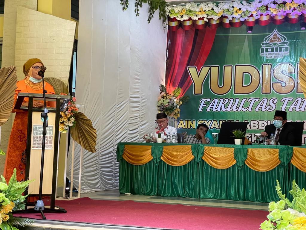 Yudisium Fakultas Tarbiyah oleh Dekan Fakultas